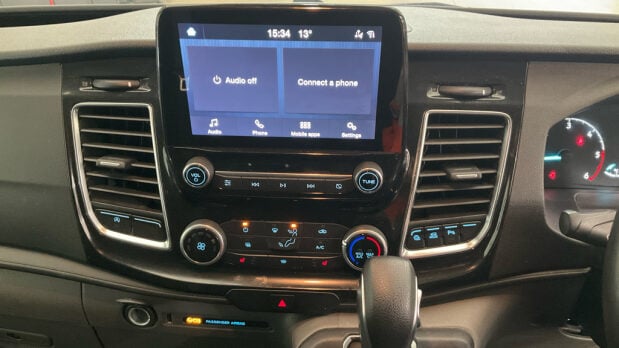 Ford Transit Custom AUTO SWB L1H1 Low Roof 170ps Limited 320 Air Con Alloys Camera Sensors EURO 11