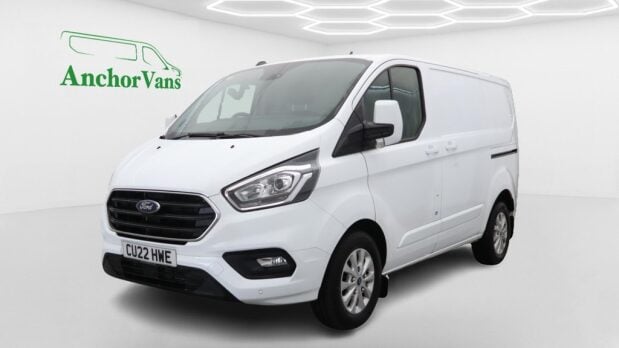 Ford Transit Custom SWB L1H1 Low Roof Limited 300 Air Con Alloys Sensors EURO 6 1