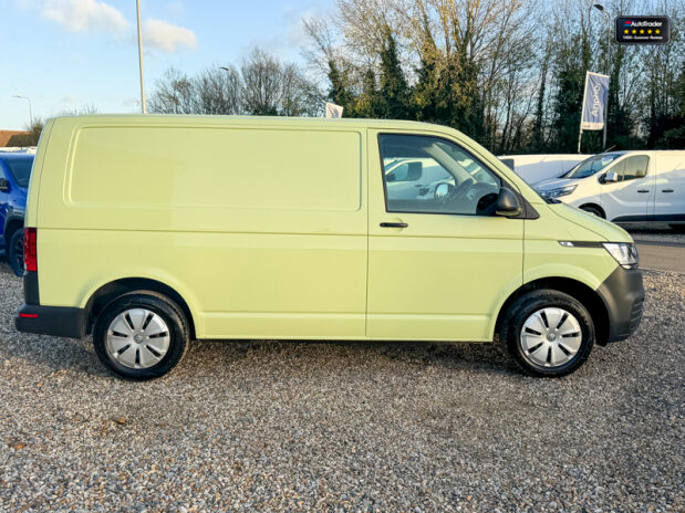 Volkswagen Transporter SWB L1H1 Low Roof Startline T28 EURO 6 NO VAT 5