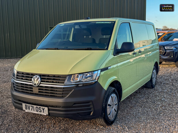 Volkswagen Transporter SWB L1H1 Low Roof Startline T28 EURO 6 NO VAT 2