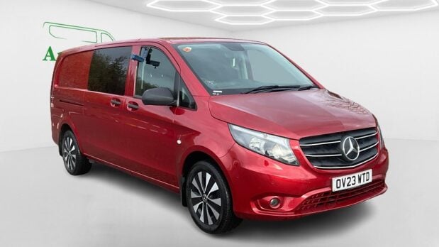 Mercedes-Benz Vito Crew Cab AUTO XLWB L3H1 Premium Plus 116 Alloys Sensors Tow Bar EURO 6 NO V 2