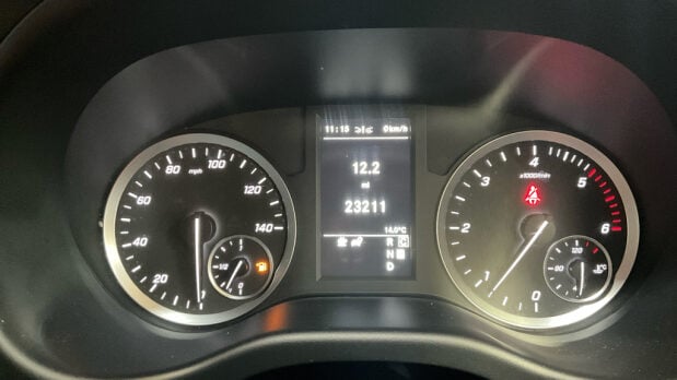 Mercedes-Benz Vito Crew Cab AUTO XLWB L3H1 Premium Plus 116 Alloys Sensors Tow Bar EURO 6 NO V 10