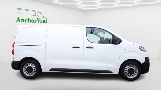 Citroen Dispatch MWB L2H1 Enterprise Pro 1000 Air Con Camera Sensors EURO 6 NO VAT 3