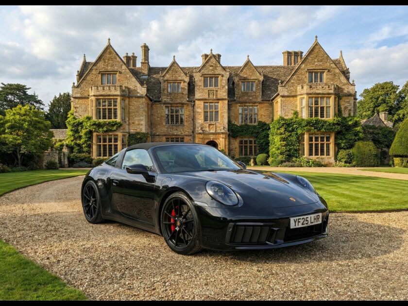 2025 Porsche 911 Targa 4 GTS in Jet Black Metallic