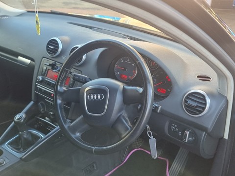 Audi A3 1.6 TDI 9