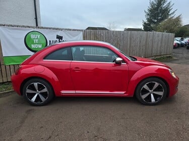 Volkswagen Beetle DESIGN TSI BLUEMOTION TECHNOLOGY 4