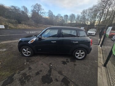 Mini Countryman COOPER D ALL4 2