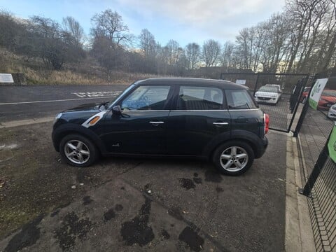 Mini Countryman COOPER D ALL4 3