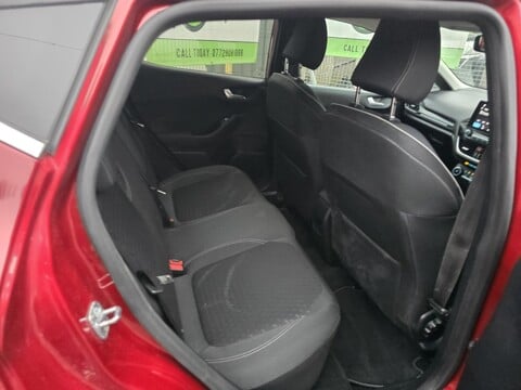 Ford Fiesta TITANIUM 6