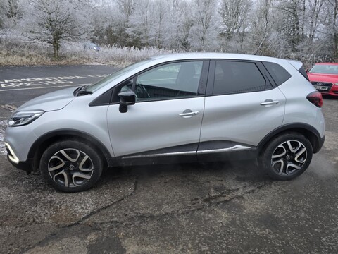 Renault Captur DYNAMIQUE S NAV TCE 4