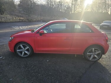 Audi A1 TDI SPORT 2