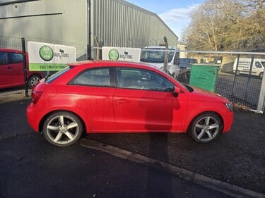 Audi A1 TDI SPORT 3