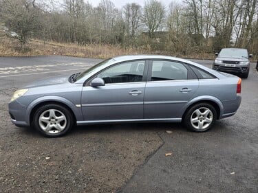 Vauxhall Vectra VVT EXCLUSIV 3