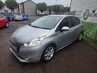 Peugeot 208 ACTIVE 3