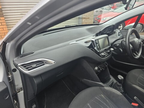 Peugeot 208 ACTIVE 10