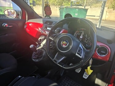 Abarth 500 595 TROFEO 4
