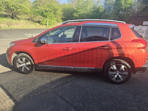 Peugeot 2008 BLUE HDI S/S ALLURE 11