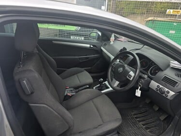 Vauxhall Astra SRI 2