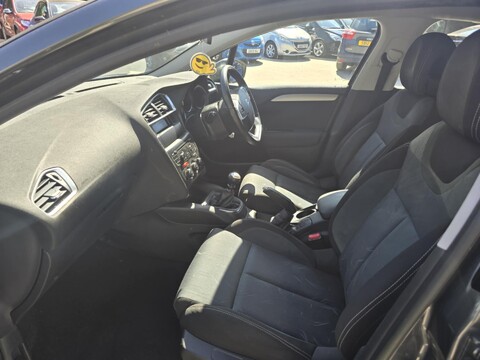 Citroen C4 E-HDI AIRDREAM VTR PLUS 10