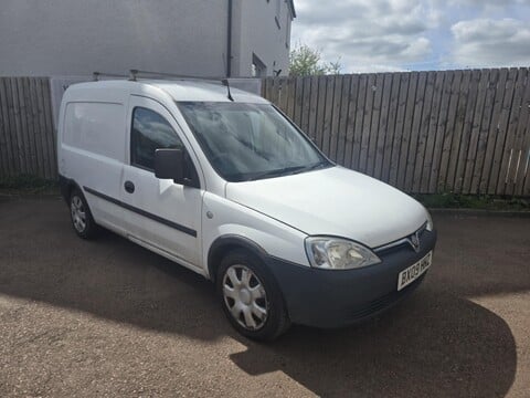 Vauxhall Combo 2000 CDTI 1