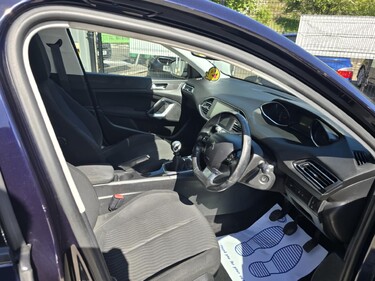 Peugeot 308 BLUE HDI S/S ACTIVE 4