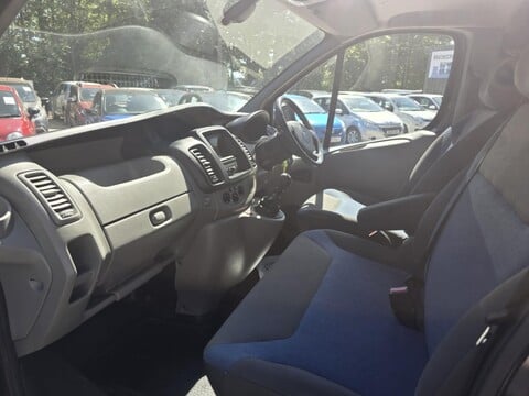 Renault Trafic LL29 SPORT DCI S/R 11