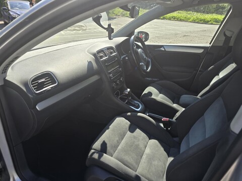 Volkswagen Golf GT TSI DSG 9