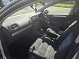 Volkswagen Golf GT TSI DSG 9