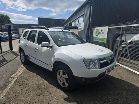 Dacia Duster LAUREATE DCI 4WD 1