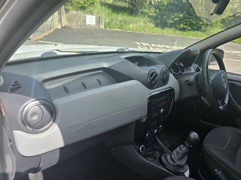 Dacia Duster LAUREATE DCI 4WD 10