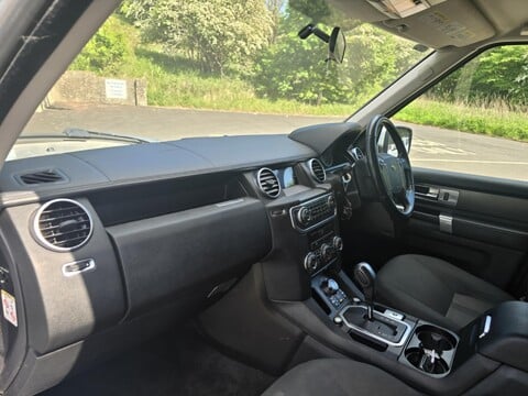 Land Rover Discovery 4 TDV6 GS 10