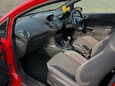 Ford Fiesta ST-LINE 14