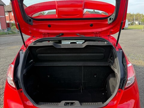 Ford Fiesta ST-LINE 11
