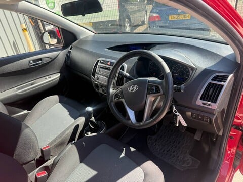 Hyundai i20 ACTIVE 9