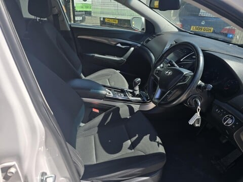 Hyundai i40 CRDI STYLE BLUE DRIVE 8