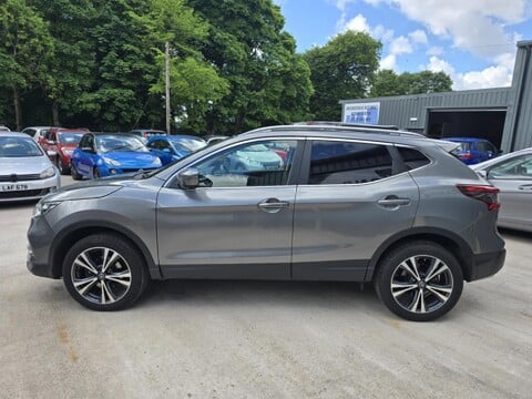Nissan Qashqai N-CONNECTA DIG-T 8