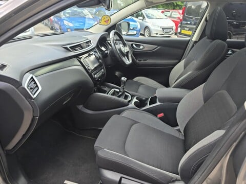 Nissan Qashqai N-CONNECTA DIG-T 10