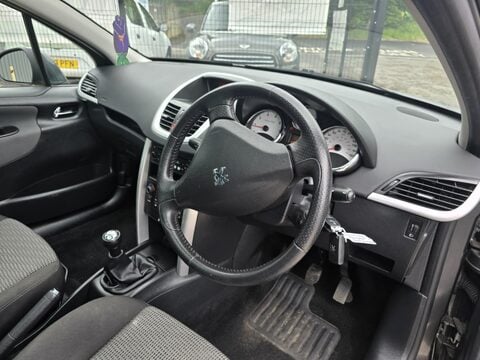 Peugeot 207 SW SPORT 7