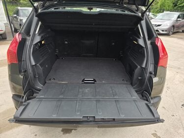 Peugeot 3008 SPORT HDI 2