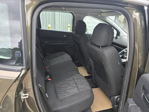 Peugeot 3008 SPORT HDI 6