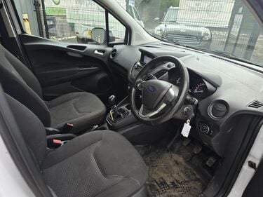 Ford Transit Courier TREND TDCI 3
