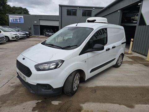 Ford Transit Courier TREND TDCI 10