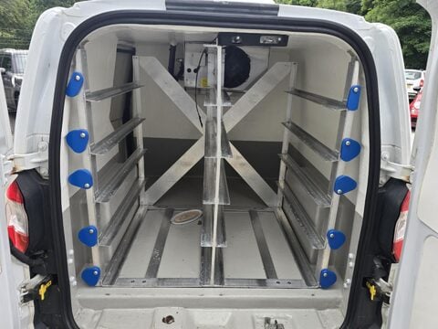 Ford Transit Courier TREND TDCI 11