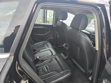 Audi Q5 TDI QUATTRO SE 2