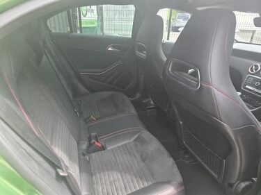 Mercedes-Benz A Class A 180 AMG LINE PREMIUM 4
