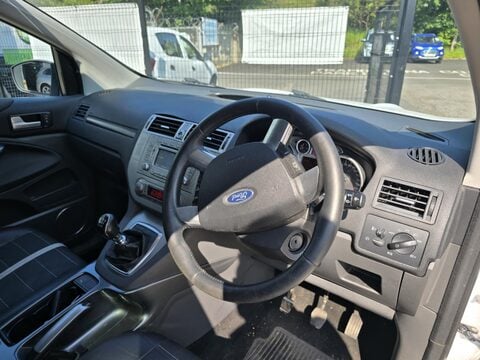 Ford Kuga TITANIUM TDCI 2WD 7