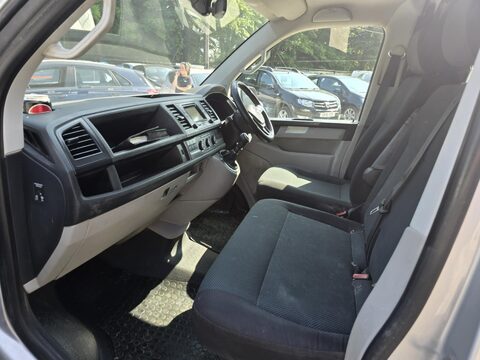 Volkswagen Transporter T28 TDI P/V HIGHLINE BMT 9