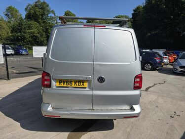 Volkswagen Transporter T28 TDI P/V HIGHLINE BMT 3