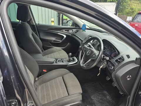 Vauxhall Insignia SRI 6