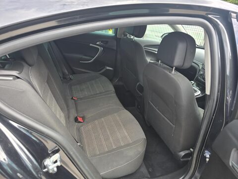 Vauxhall Insignia SRI 9